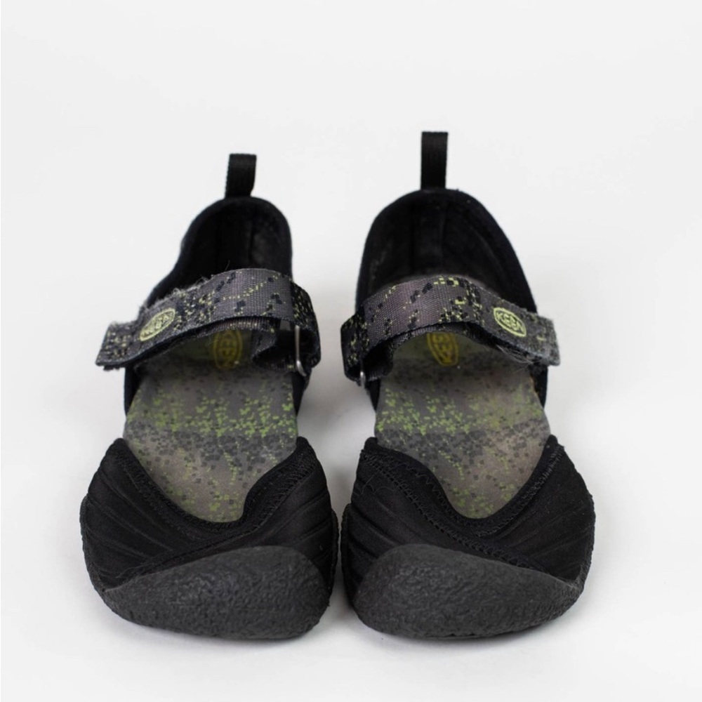 Keens Women's Shoes Size 9.5